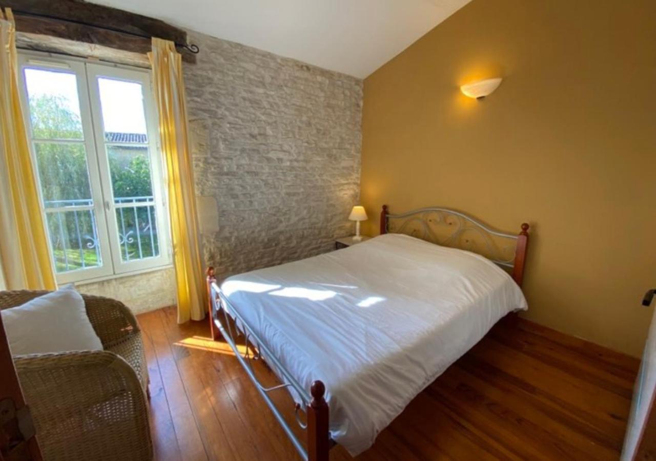 Domaine De La Laigne - Spa Asnieres-la-Giraud ภายนอก รูปภาพ